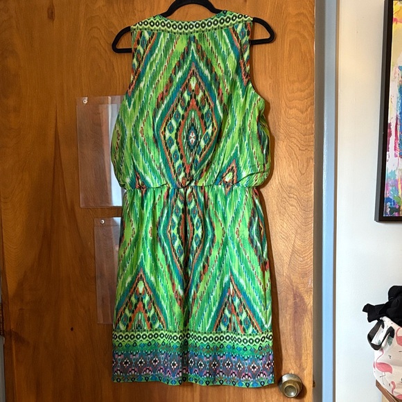 Tiana B Aztec Green Sleeveless V-Neck Dress - Picture 6 of 6